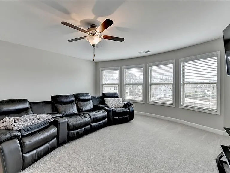 5525 Nesmith Ct — Photo 24