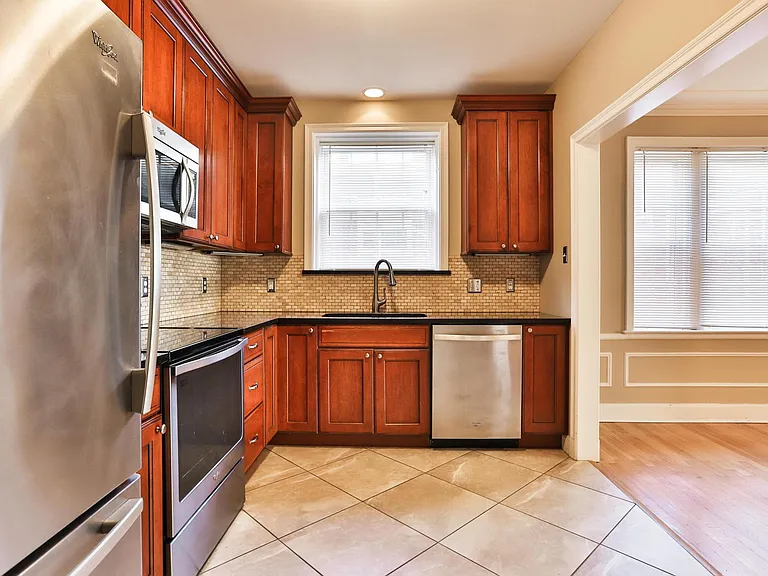 7545 Oxford Dr #3E — Photo 20