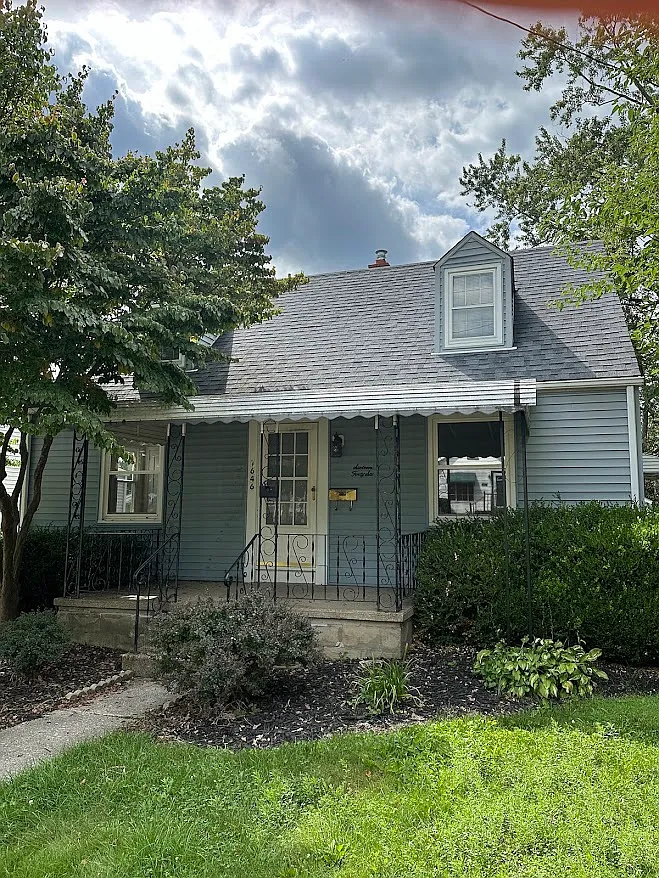 3 bed, 1008 sqft, $1,349 — Photo 1