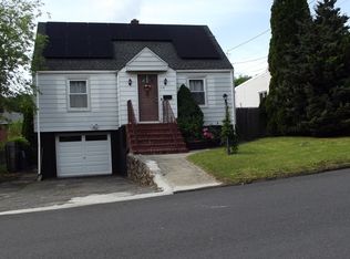 118 Bennett Ave, Waterbury, CT 06708