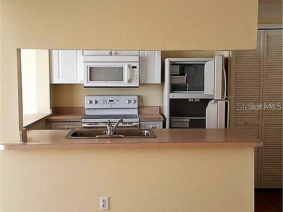 4th image of 251 Caribbean Dr