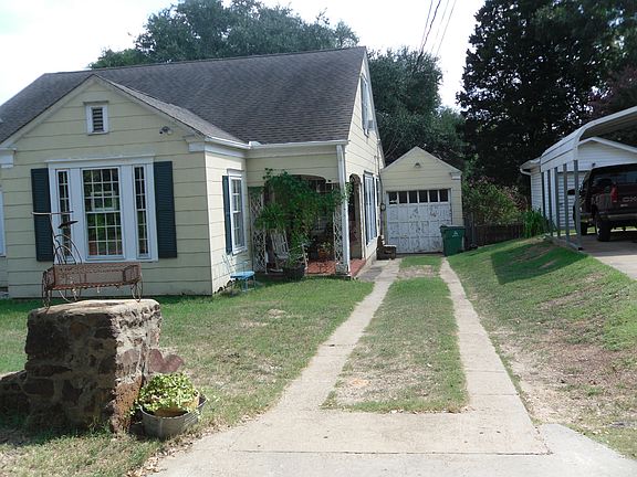 3rd image of 101 Montgomery Dr