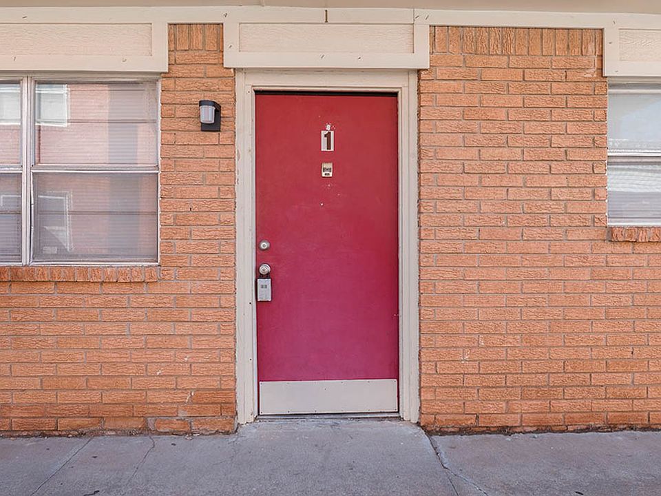 1st image of 1426 NW 25th St #1