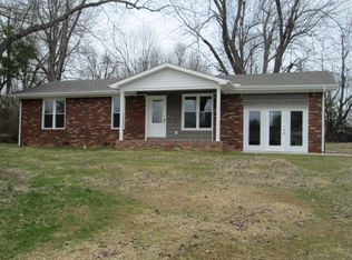 110 Victory St, Mortons Gap, KY 42440