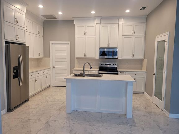 3rd image of 4610 Aisha Dr