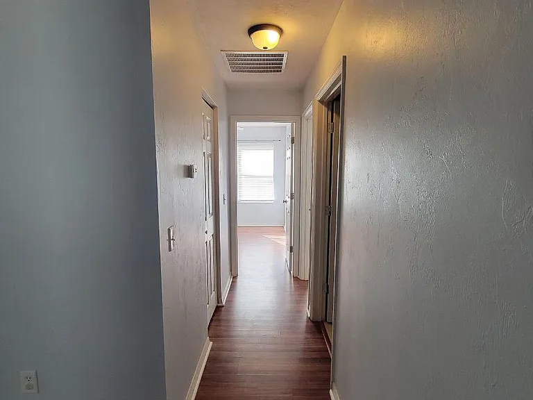 2216 NW 52nd Pl — Photo 13