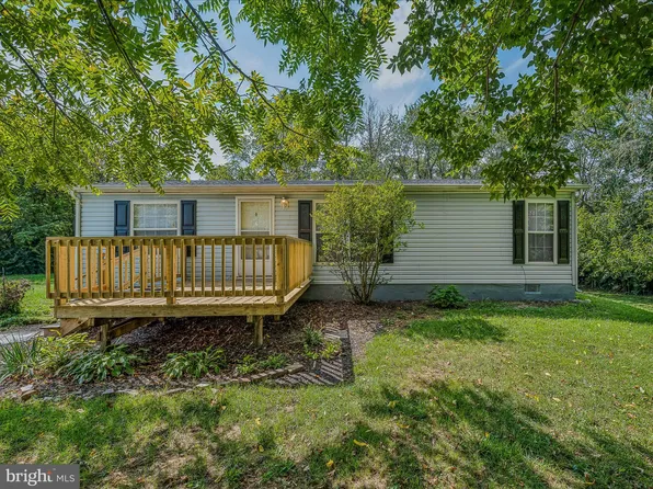 303 Trimble Ave, Martinsburg, WV 25404