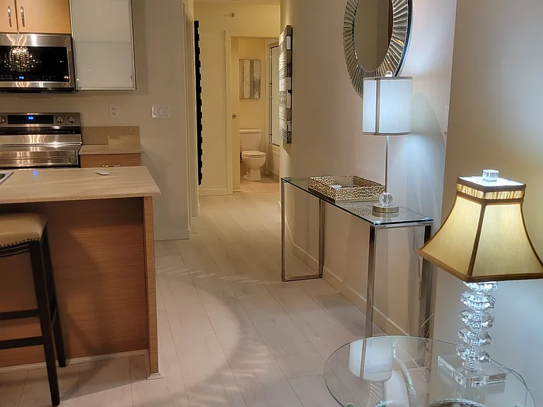 977 Mainland St #511 — Photo 7