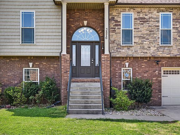 4th image of 3876 Maliki Dr