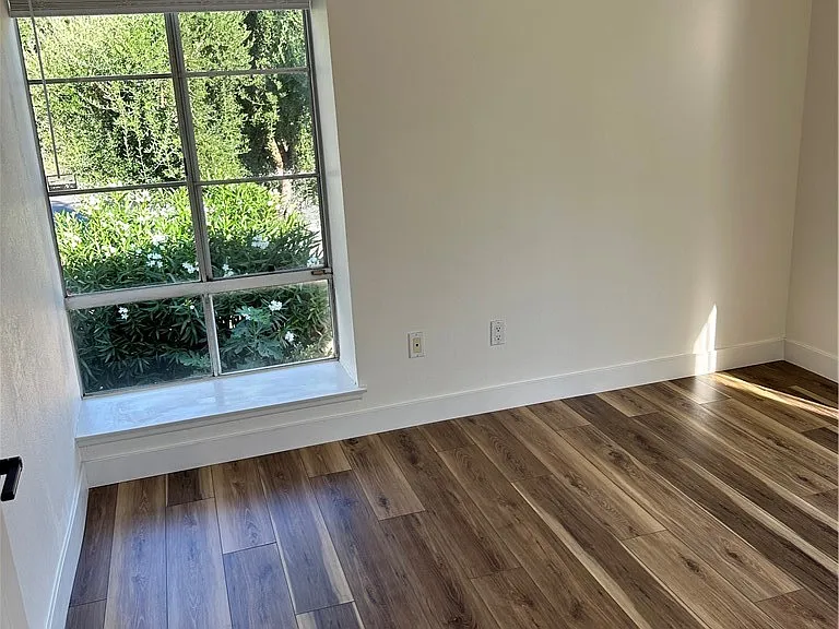 4201 Las Virgenes Rd #201 — Photo 8