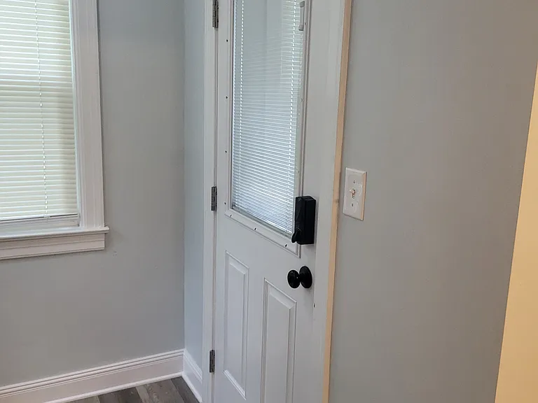 2404 Morena St — Photo 39