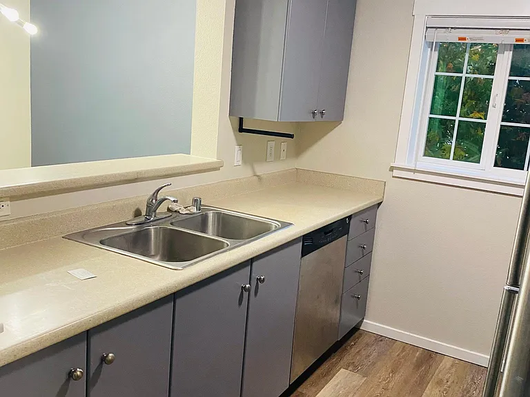 12404 E Gibson Rd #N206 — Photo 3