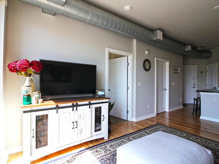 1441 Central St — Photo 7