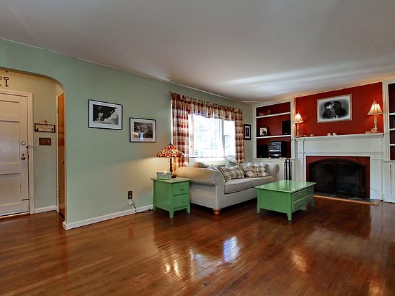 Entry Foyer