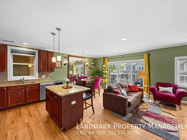 1152 W Roscoe St #2E — Photo 4