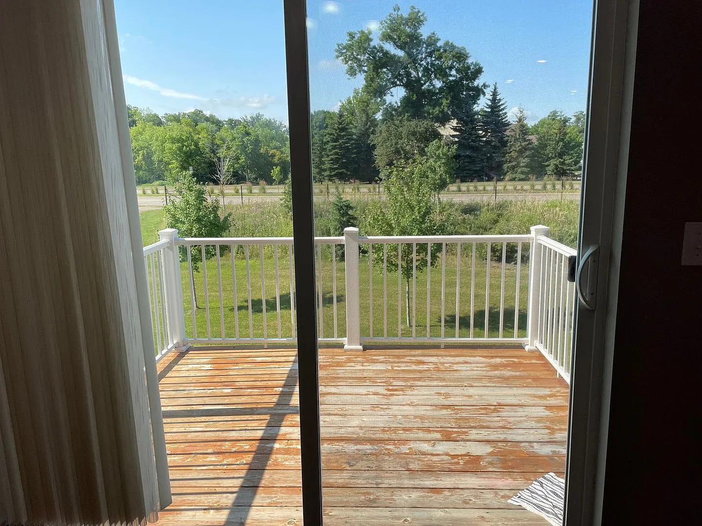 Charming 3BR Townhome in Maple Grove — Photo 3