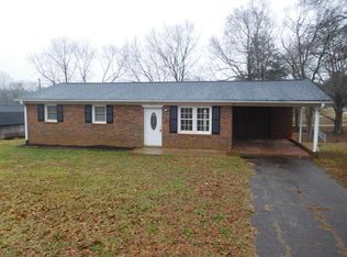 131 Rifle Dr, Boiling Springs, SC 29316