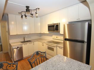 2214 Springwood Dr APT 103, Reston, VA 20191