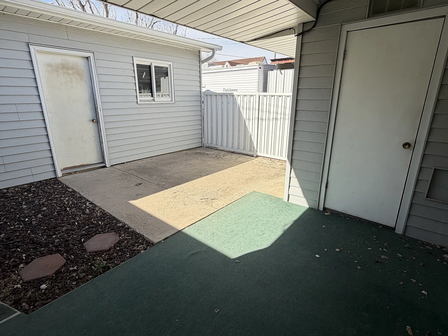 516 Carson Street - 1 — Photo 4