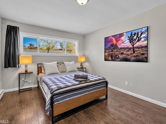 4th image of 61537 Valley View Dr