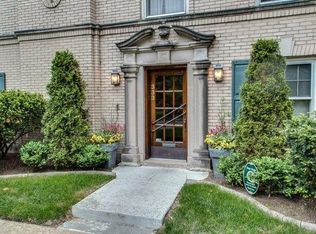333 Barton Ave #2, Evanston, IL 60202