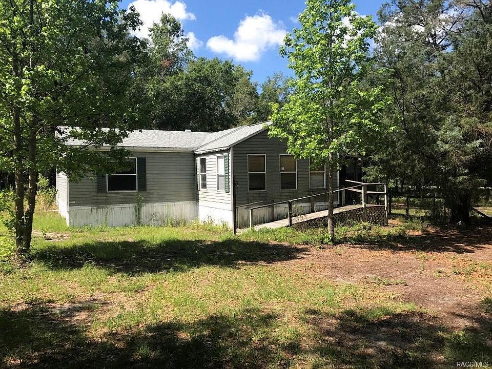 1st image of 9124 W Helfrich Ln
