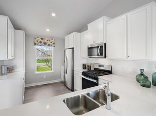 2072 Ardmore Pl, Shakopee, MN 55379