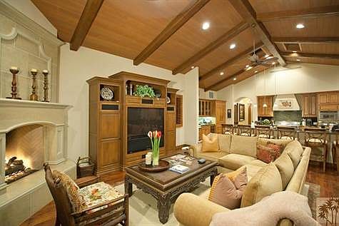 5th image of 52860 Latrobe Ln