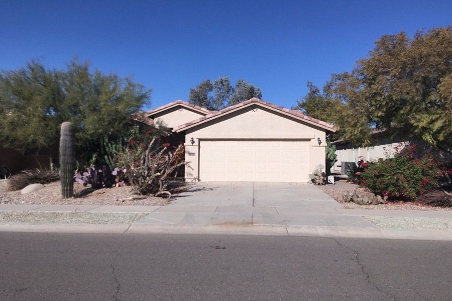 1st image of 2584 E Desert Wind Dr