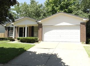 11639 Petite Chalet Dr, Saint Louis, MO 63138