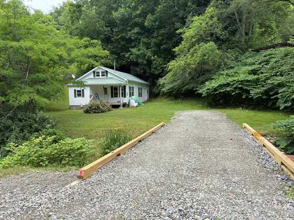 1516 Mountain Dale Rd, Vilas, NC 28692