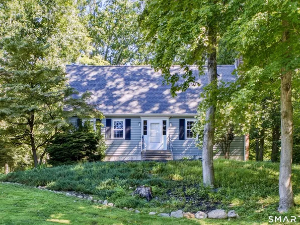 89 Janeway Drive, Guilford, CT 06437