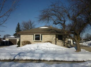 6518 N Fresno St, Milwaukee, WI 53224