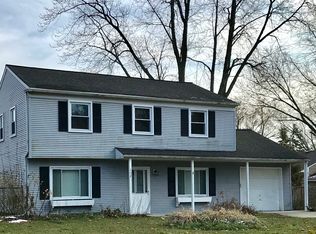 152 Oxford Rd, Bolingbrook, IL 60440