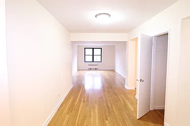 34-15 Parsons Boulevard