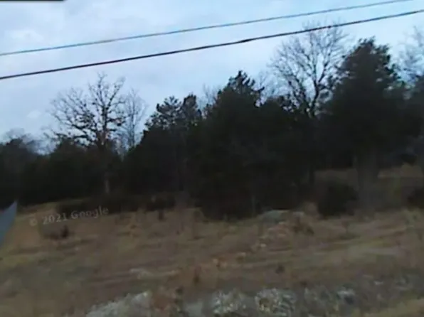 3 Stateline Dr, Eureka Springs, AR 72631