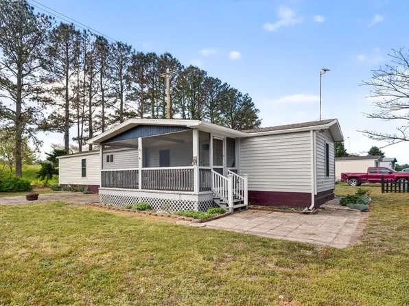 33238 Evergreen Dr, New Church, VA 23415