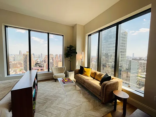 Rented by Starts New York Realty LLC | media 2