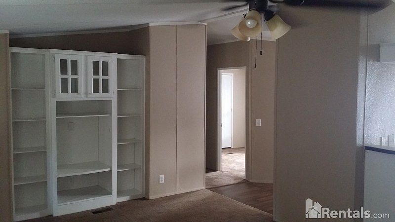 2nd image of 15250 Kleberg Rd Trlr 11