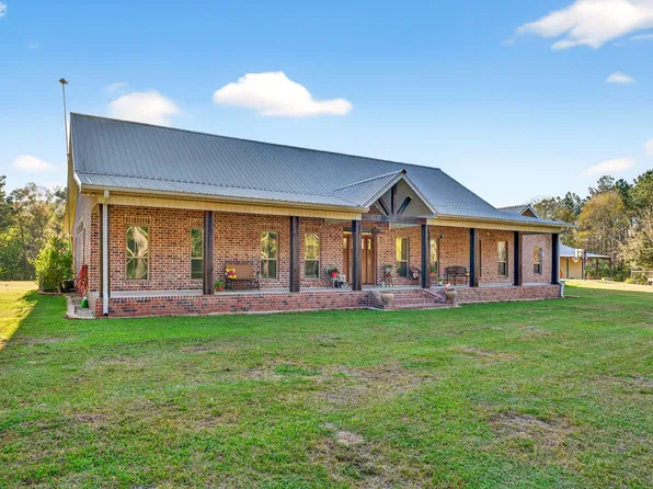 95 Gravel Pit Rd, Sandy Hook, MS 39478