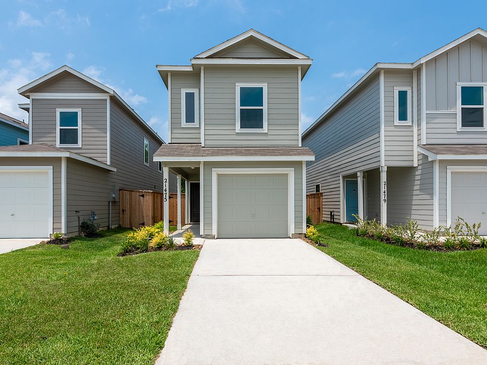 1st image of 21475 Carosella Dr