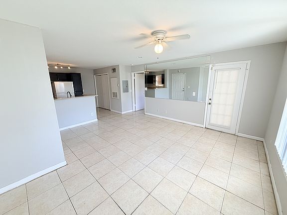 5th image of 4005 NW 87th Ave