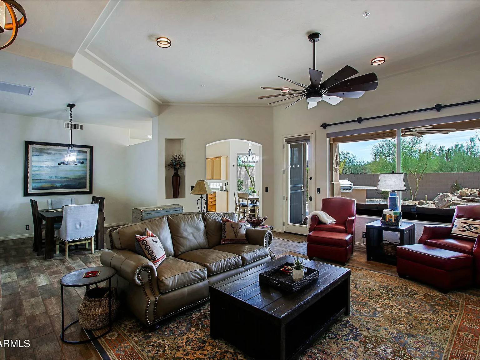 2 bed, 2.0 bath, 1955 sqft, $2,800 — Photo 4