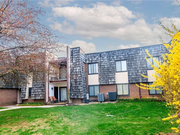 977 Village Round #H, Allentown, PA 18106
