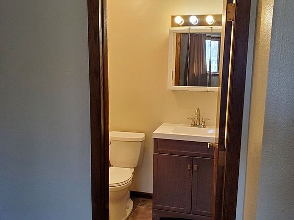 3rd image of 16 2nd St SW #1