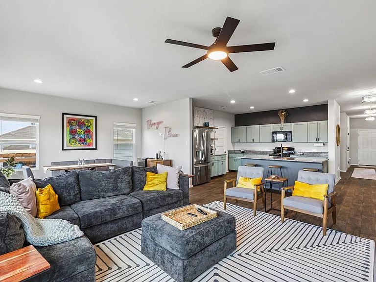 11604 Comano Dr — Photo 11
