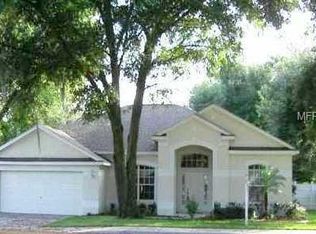 2107 Fawn Meadow Dr, Valrico, FL 33594