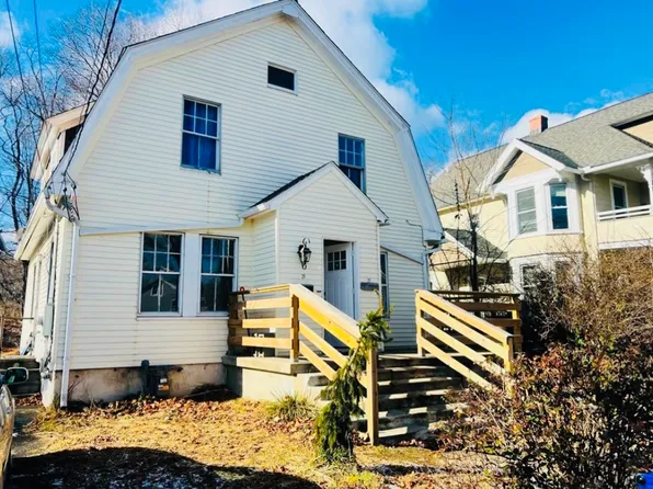 21 Woodbine St #1, Torrington, CT 06790