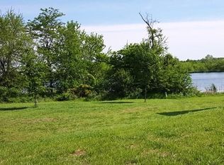 208 E Maple St, Lone Jack, MO 64070