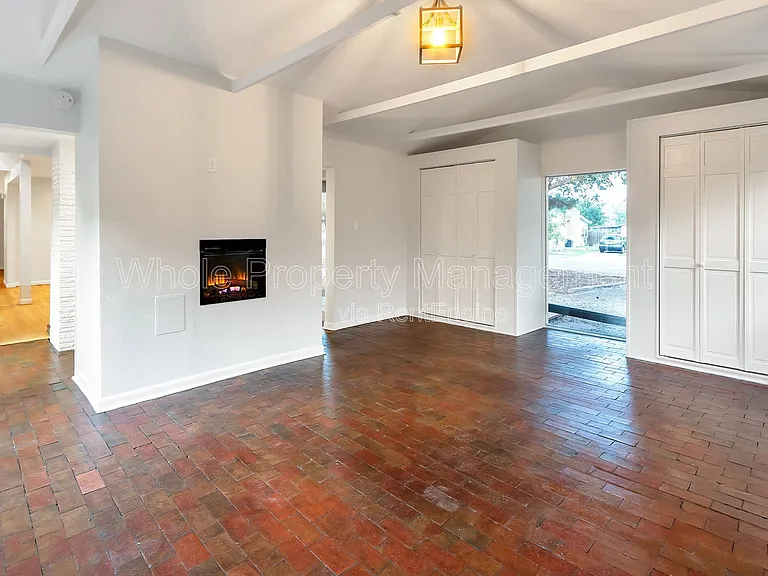 8845 W Frances Pl — Photo 8
